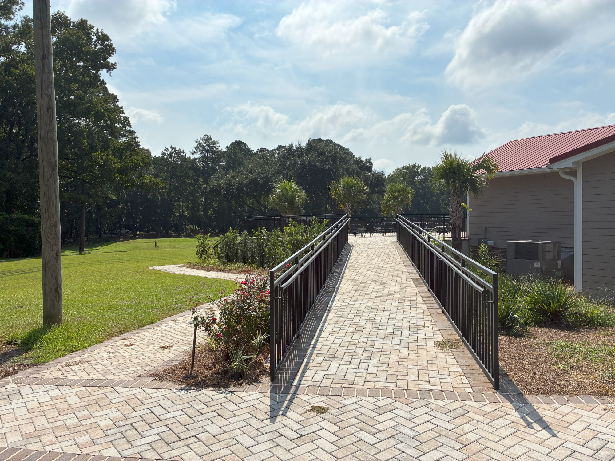 Entry from parking lot to patio 